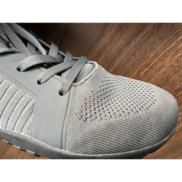 Whitin barefoot trial-running shoes in light grey. Size 42. main image 2